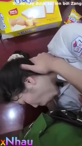 Hot Chú Bộ Đội Bắt Em Học Sinh Cấp 3 Bú Cu Cho Mìnhp1