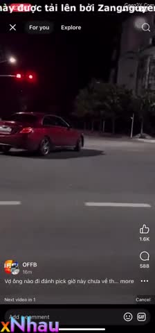 Sex Bú Cu Trên Xe Mẹc Màu Đỏ Hà Nam Ngày Trên Đường Hot Nhất Hôm Nay